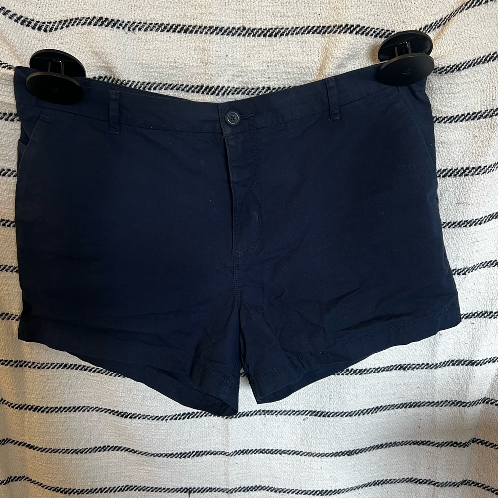 Patagonia shorts (navy)